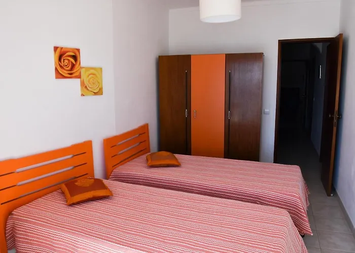 Apartamentos Encosta Do Mar